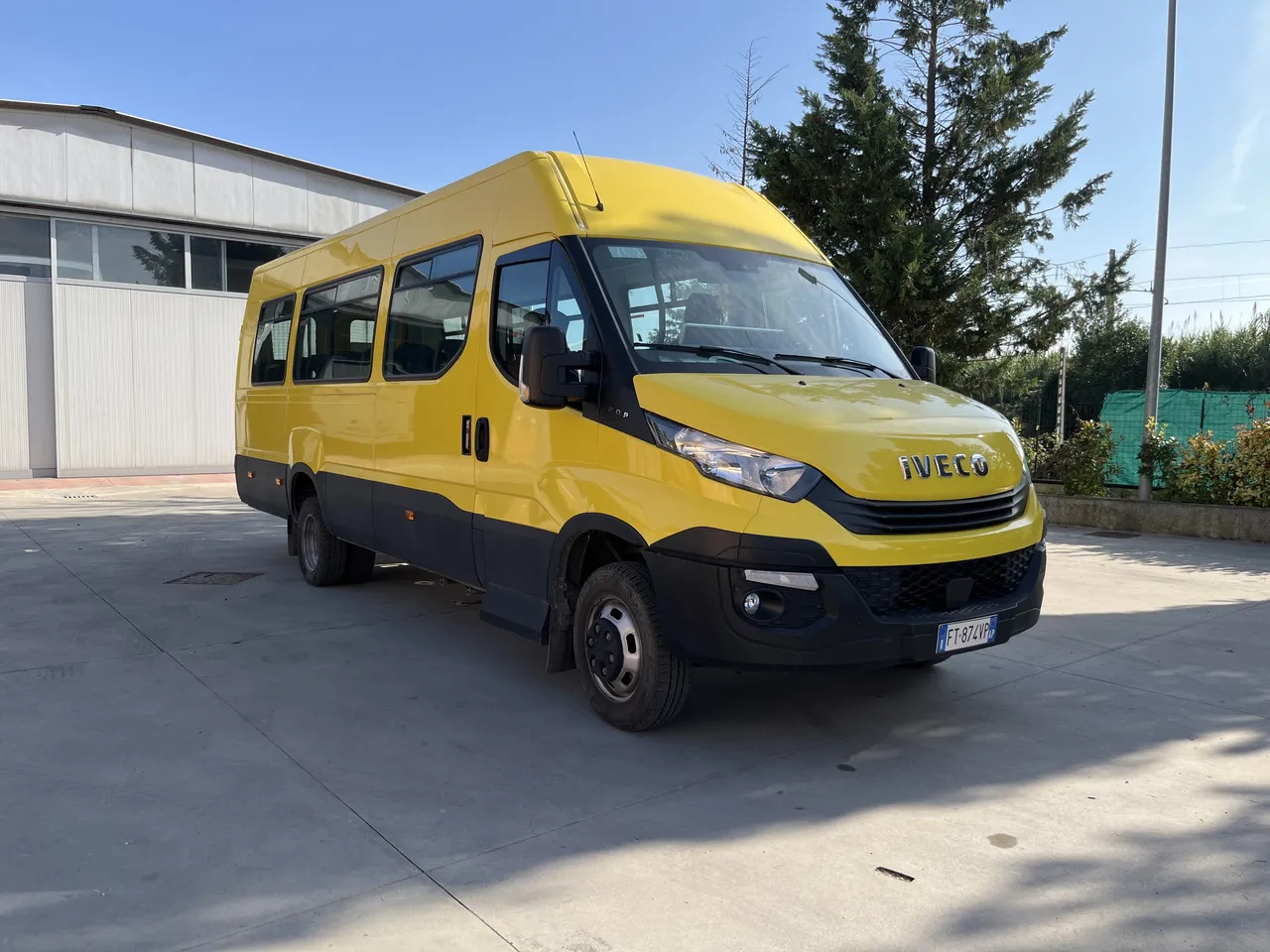 Iveco Daily - Σχολικό λεωφορείο: φωτογραφία 1 Iveco Daily - Σχολικό λεωφορείο: φωτογραφία 1