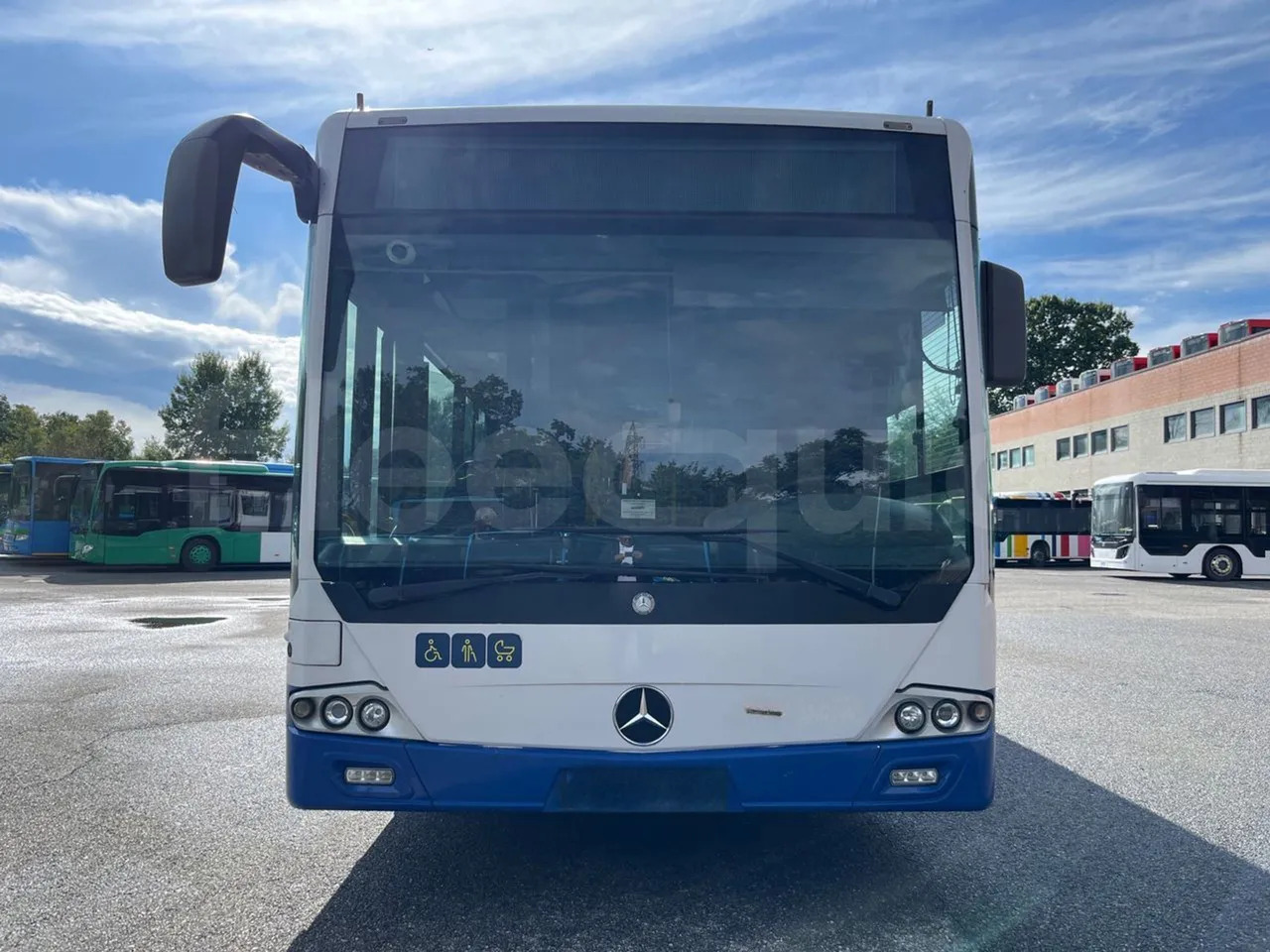 Mercedes-Benz Conecto - Αστικό λεωφορείο: φωτογραφία 2 Mercedes-Benz Conecto - Αστικό λεωφορείο: φωτογραφία 2