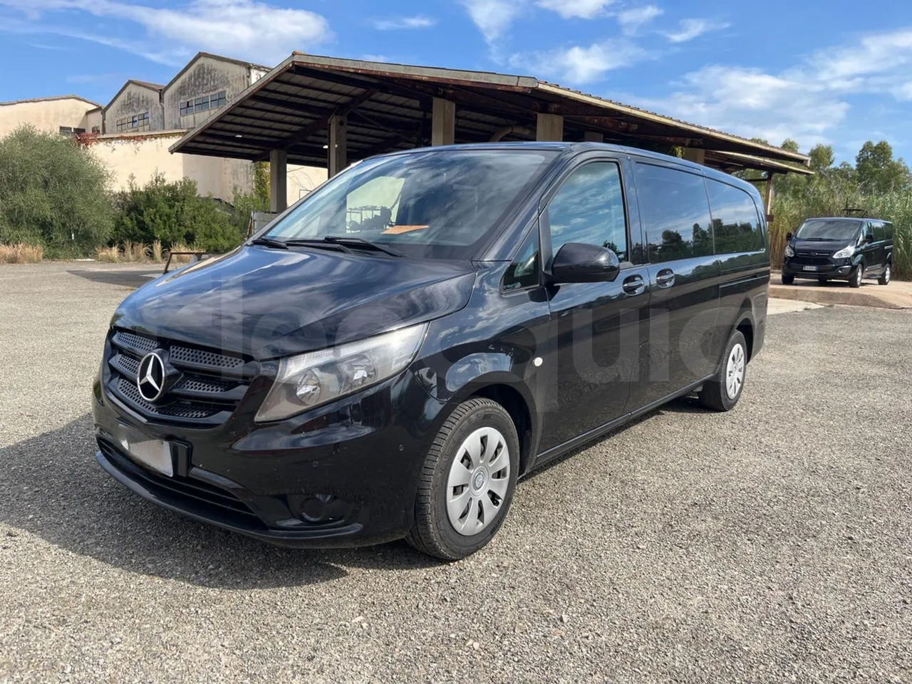 Mercedes-Benz Vito Tourer - Μικρό λεωφορείο, Επιβατικό βαν: φωτογραφία 4 Mercedes-Benz Vito Tourer - Μικρό λεωφορείο, Επιβατικό βαν: φωτογραφία 4