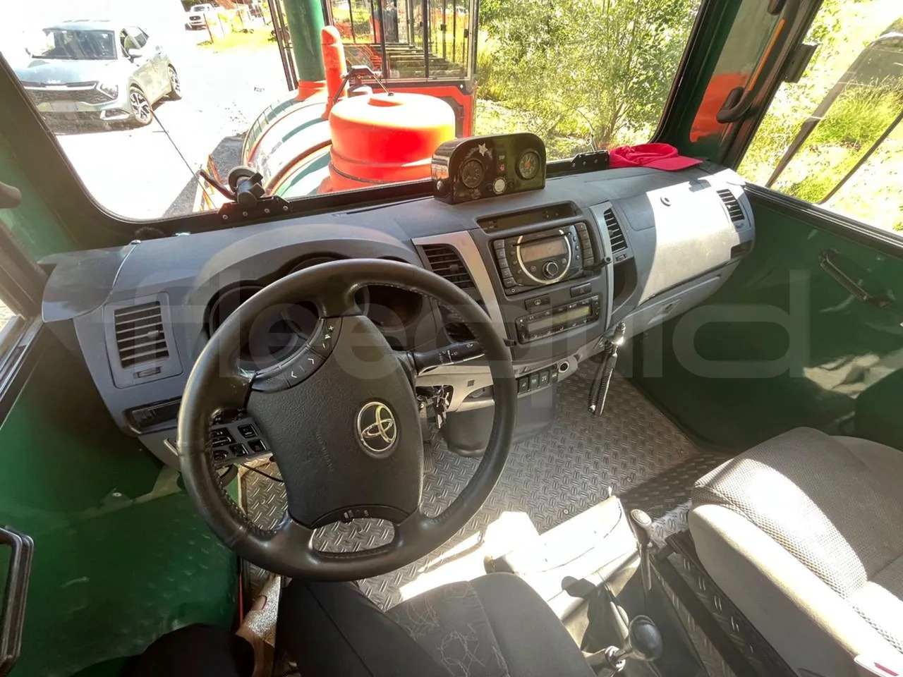 Toyota Road Trains - Πούλμαν: φωτογραφία 5 Toyota Road Trains - Πούλμαν: φωτογραφία 5