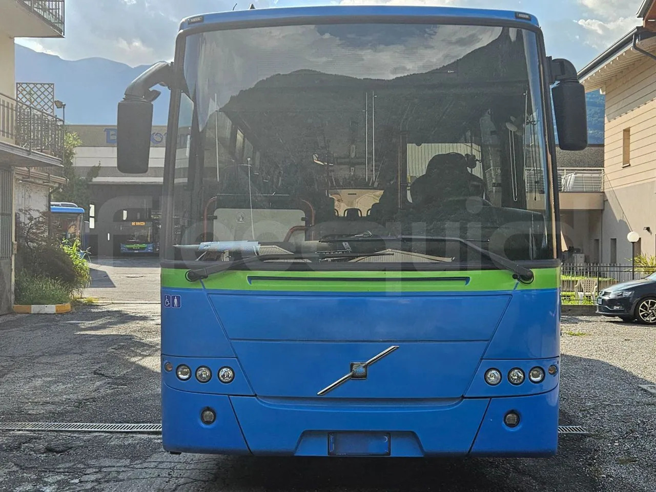 Volvo 8700B12B - Προαστιακό λεωφορείο: φωτογραφία 2 Volvo 8700B12B - Προαστιακό λεωφορείο: φωτογραφία 2