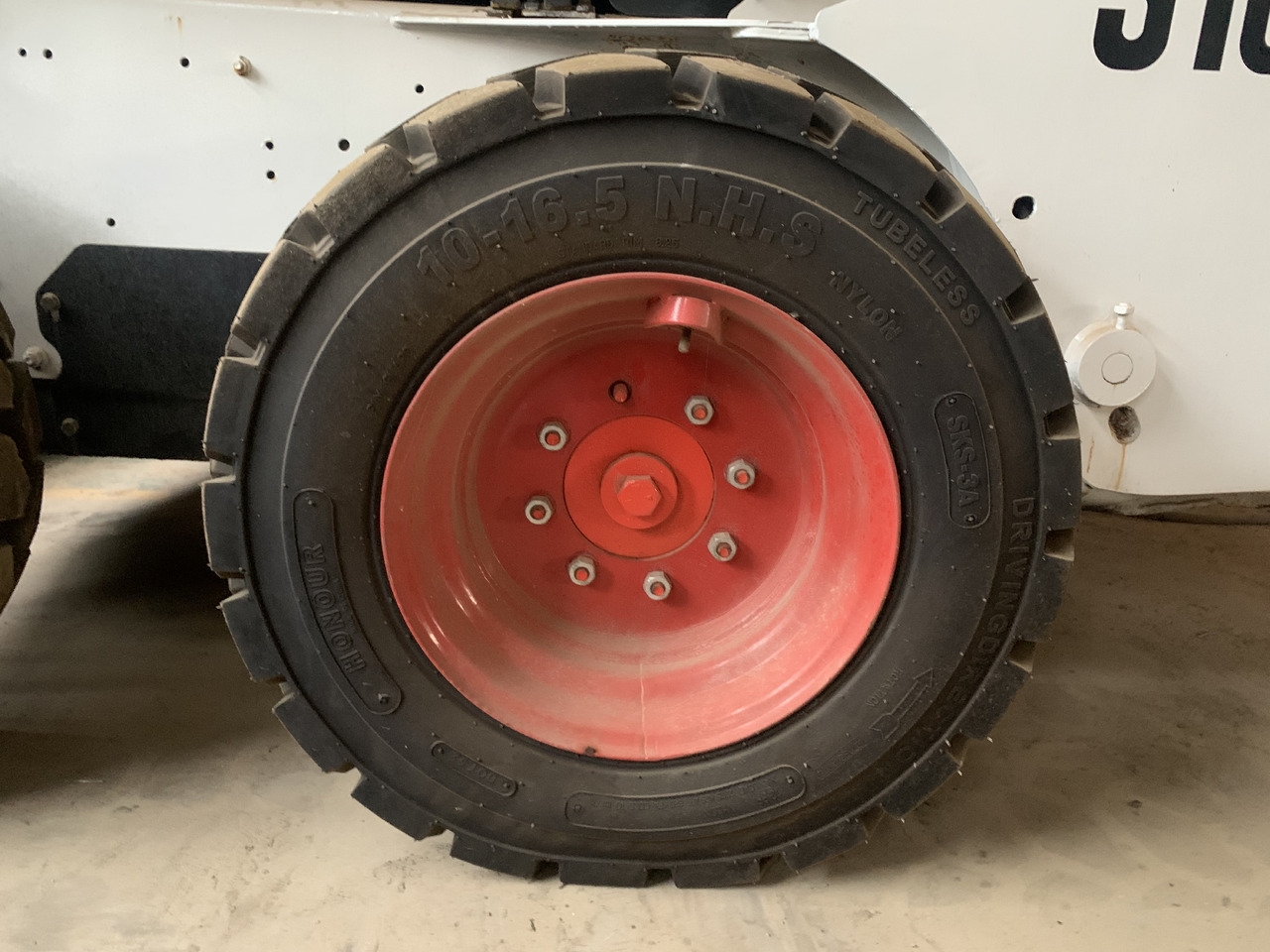 BOBCAT S185 - Φορτωτής πλάγιας ολίσθησης: φωτογραφία 3 BOBCAT S185 - Φορτωτής πλάγιας ολίσθησης: φωτογραφία 3