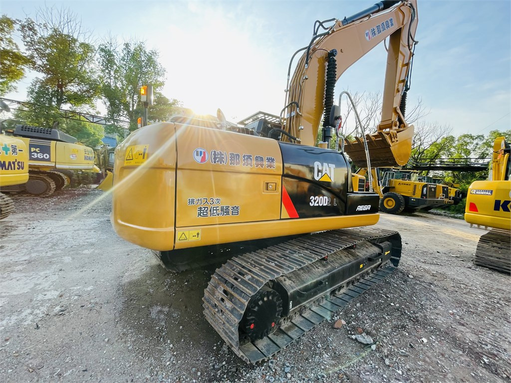 CAT 320D2 L - Εκσκαφέας: φωτογραφία 1 CAT 320D2 L - Εκσκαφέας: φωτογραφία 1