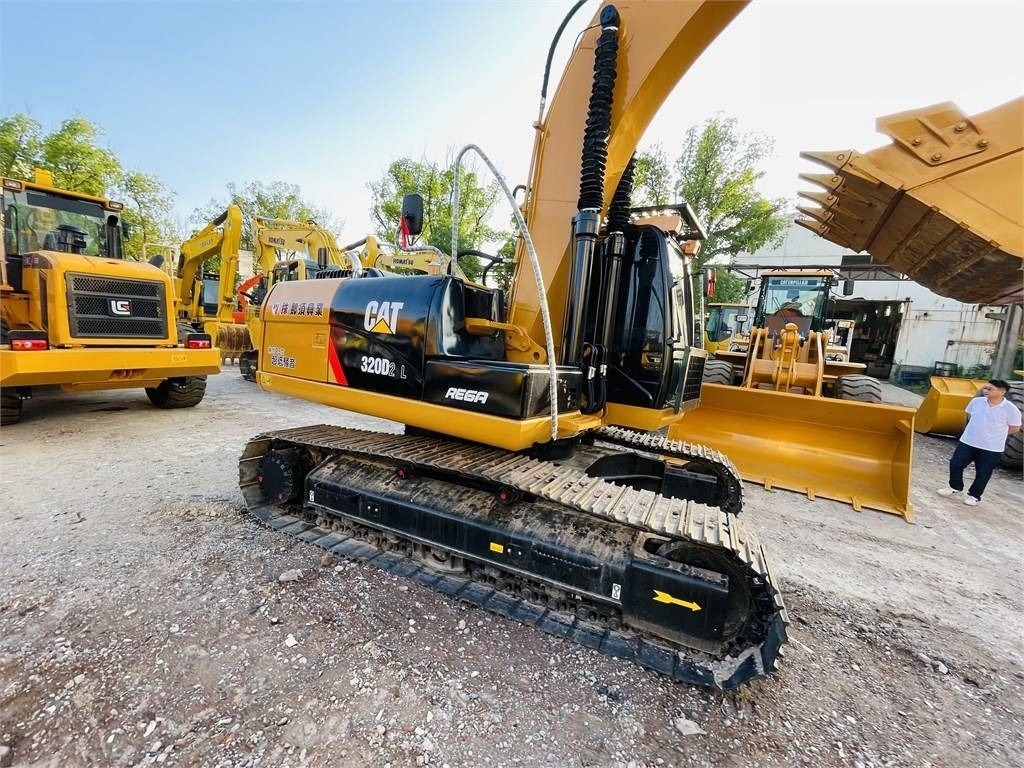 Ερπυστριοφόρος εκσκαφέας CAT 320d2l: φωτογραφία 11