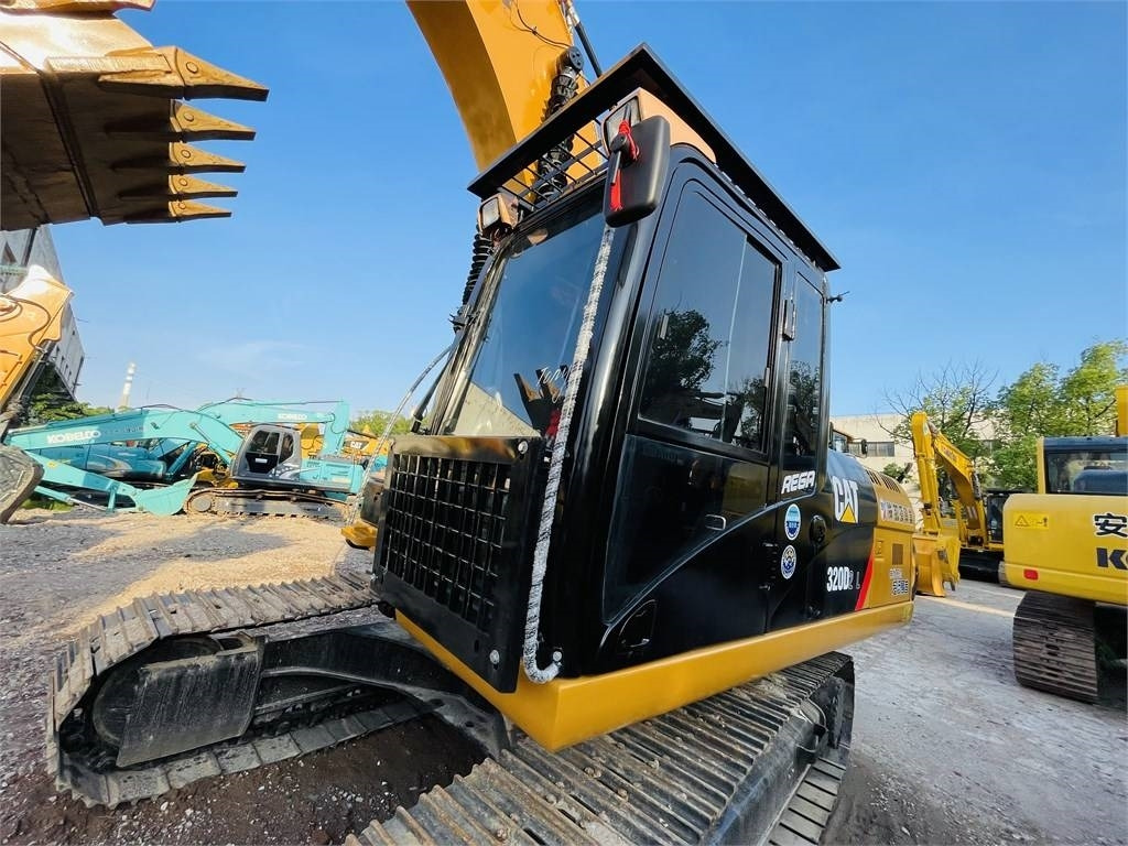Ερπυστριοφόρος εκσκαφέας CAT 320d2l: φωτογραφία 17