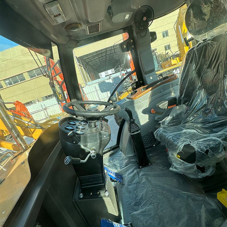 CATERPILLAR 420F - Φορτωτής εκσκαφέας: φωτογραφία 4 CATERPILLAR 420F - Φορτωτής εκσκαφέας: φωτογραφία 4