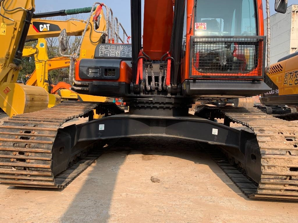 Doosan DX 300 LCA - Ερπυστριοφόρος εκσκαφέας: φωτογραφία 3 Doosan DX 300 LCA - Ερπυστριοφόρος εκσκαφέας: φωτογραφία 3