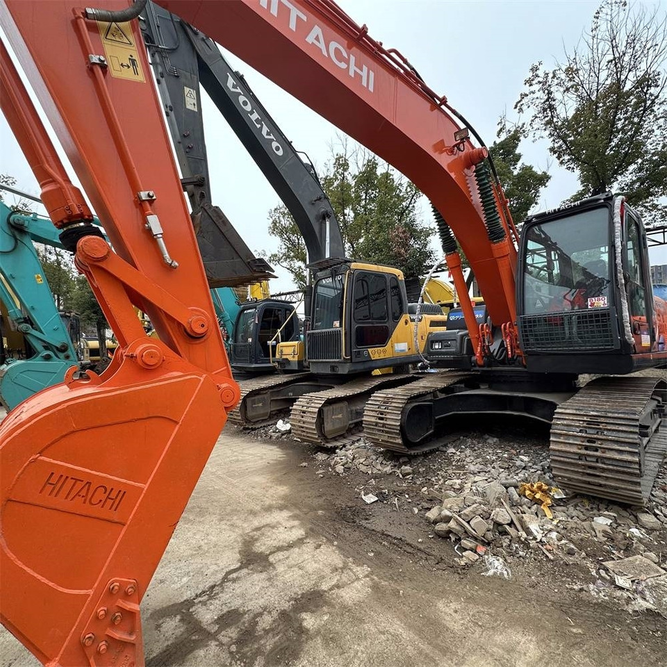 Hitachi ZX 200-3 G - Ερπυστριοφόρος εκσκαφέας: φωτογραφία 1 Hitachi ZX 200-3 G - Ερπυστριοφόρος εκσκαφέας: φωτογραφία 1