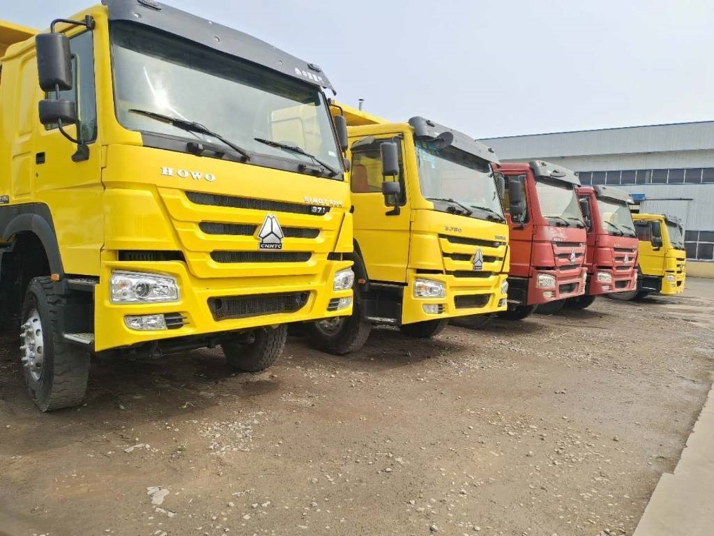 Howo 6X4 - Φορτηγό ανατρεπόμενο: φωτογραφία 1 Howo 6X4 - Φορτηγό ανατρεπόμενο: φωτογραφία 1