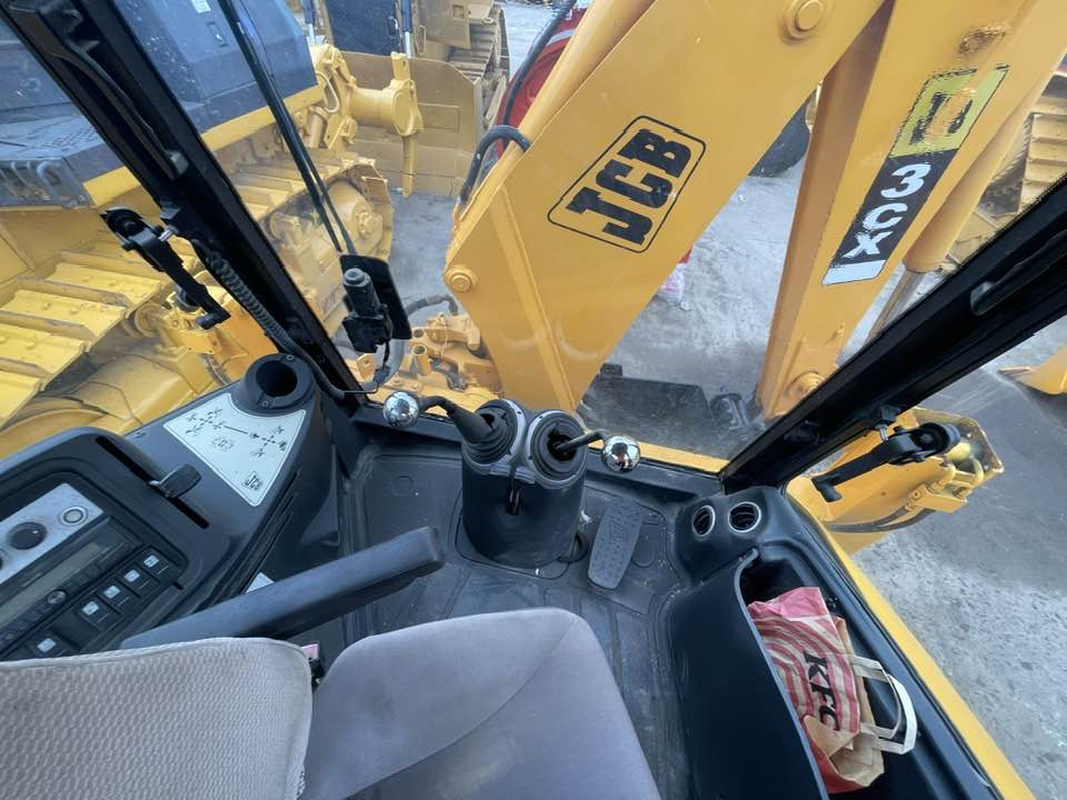 JCB 3Cx - Φορτωτής εκσκαφέας: φωτογραφία 3 JCB 3Cx - Φορτωτής εκσκαφέας: φωτογραφία 3
