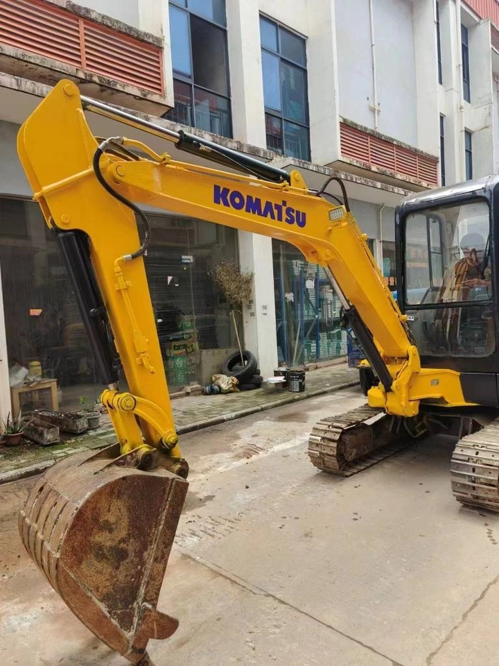 Komatsu PC 35 R-8 - Ερπυστριοφόρος εκσκαφέας: φωτογραφία 4 Komatsu PC 35 R-8 - Ερπυστριοφόρος εκσκαφέας: φωτογραφία 4