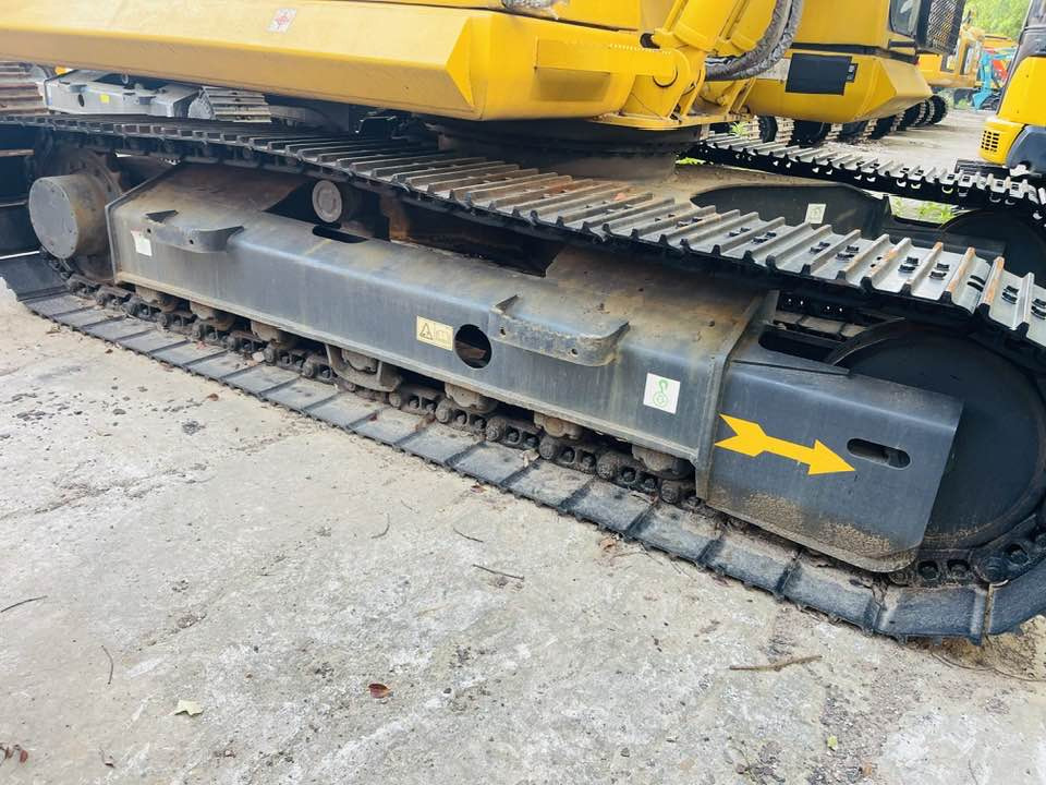 Komatsu PC130-8 - Μίνι εκσκαφέας: φωτογραφία 3 Komatsu PC130-8 - Μίνι εκσκαφέας: φωτογραφία 3