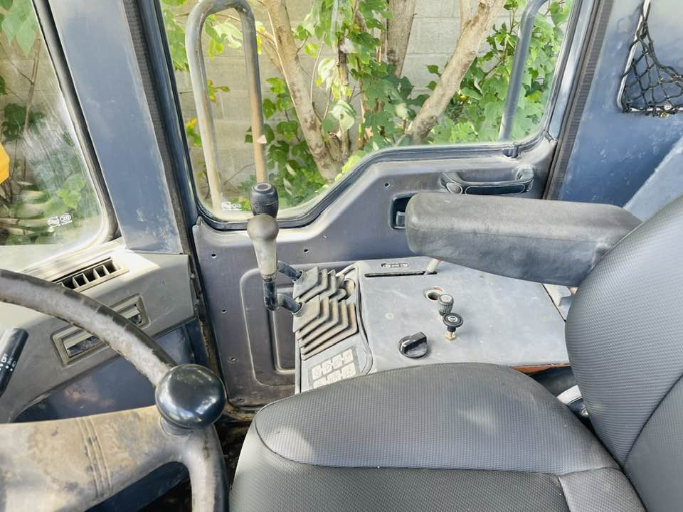 Komatsu WA380-8 - Ελαστιχοφόρος φορτωτής: φωτογραφία 1 Komatsu WA380-8 - Ελαστιχοφόρος φορτωτής: φωτογραφία 1