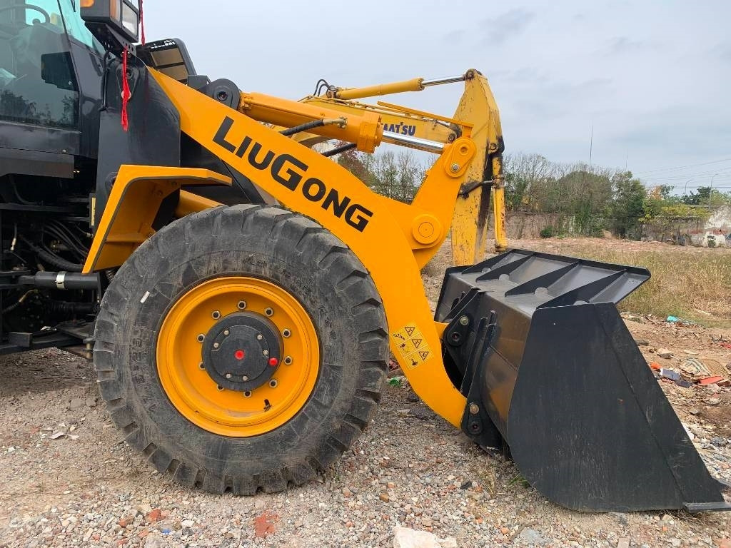 Liugong 835H - Ερπυστριοφόρος φορτωτής: φωτογραφία 5 Liugong 835H - Ερπυστριοφόρος φορτωτής: φωτογραφία 5