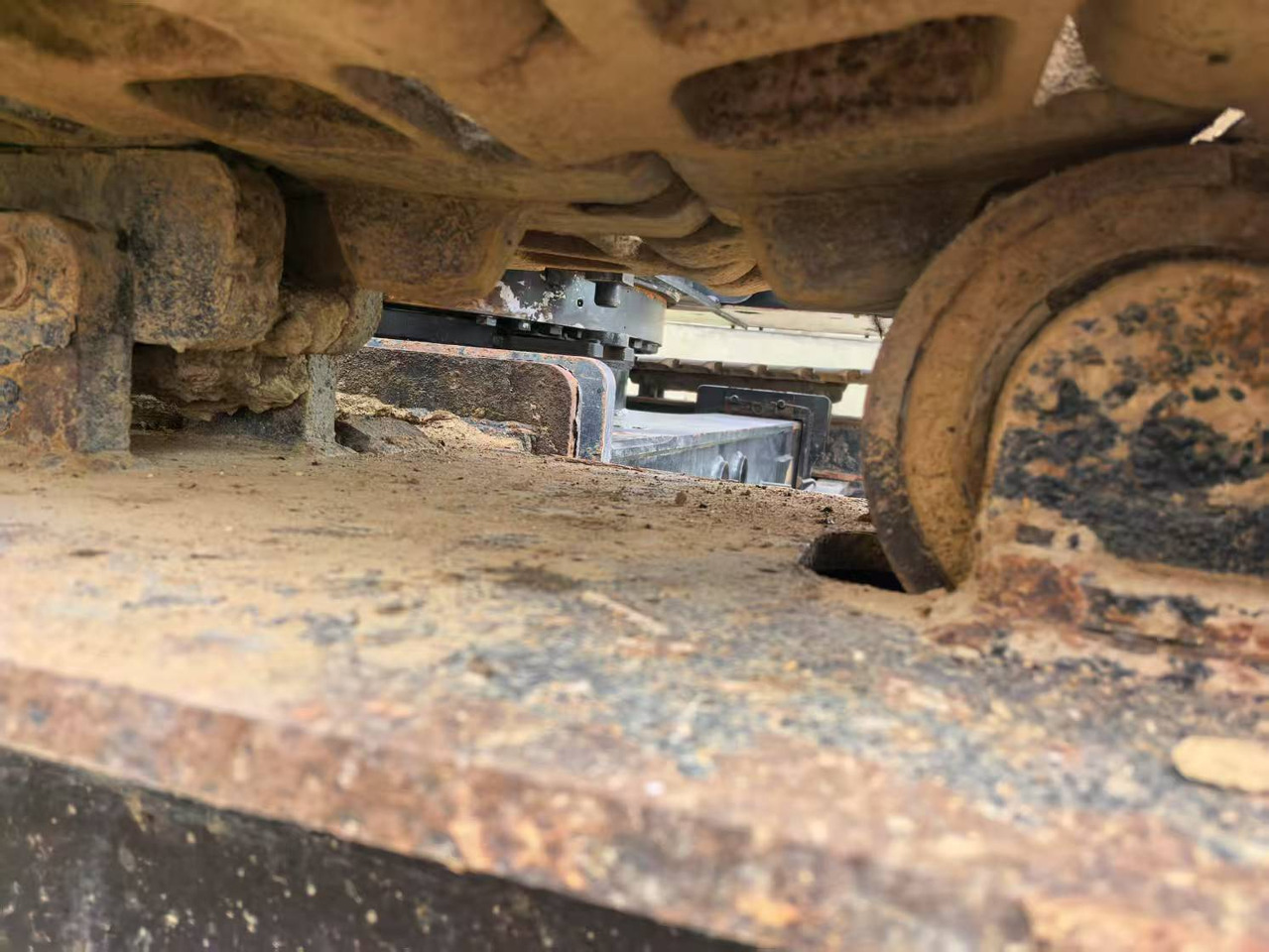 SANY SCC1000A-6 - Ερπυστριοφόρος γερανός: φωτογραφία 5 SANY SCC1000A-6 - Ερπυστριοφόρος γερανός: φωτογραφία 5