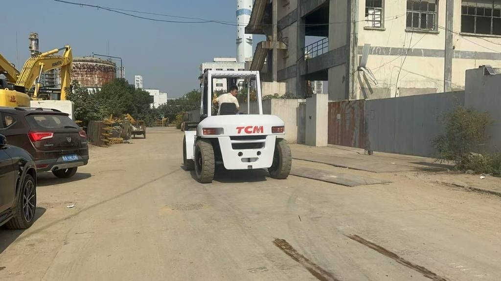 TCM FD 100 Z8 - Τηλεσκοπικός φορτωτής: φωτογραφία 4 TCM FD 100 Z8 - Τηλεσκοπικός φορτωτής: φωτογραφία 4
