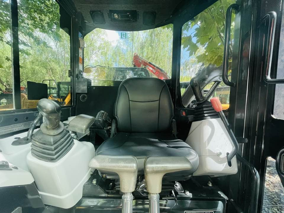 Yanmar ViO35 - Μίνι εκσκαφέας: φωτογραφία 1 Yanmar ViO35 - Μίνι εκσκαφέας: φωτογραφία 1