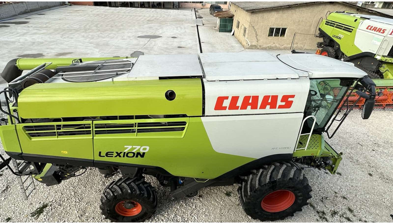 Claas Lexion 770 - Θεριζοαλωνιστική μηχανή: φωτογραφία 4 Claas Lexion 770 - Θεριζοαλωνιστική μηχανή: φωτογραφία 4