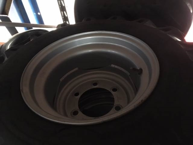 BKT 26,0X12,00X12 - Ελαστικό για Γεωργικά μηχανήματα: φωτογραφία 2 BKT 26,0X12,00X12 - Ελαστικό για Γεωργικά μηχανήματα: φωτογραφία 2