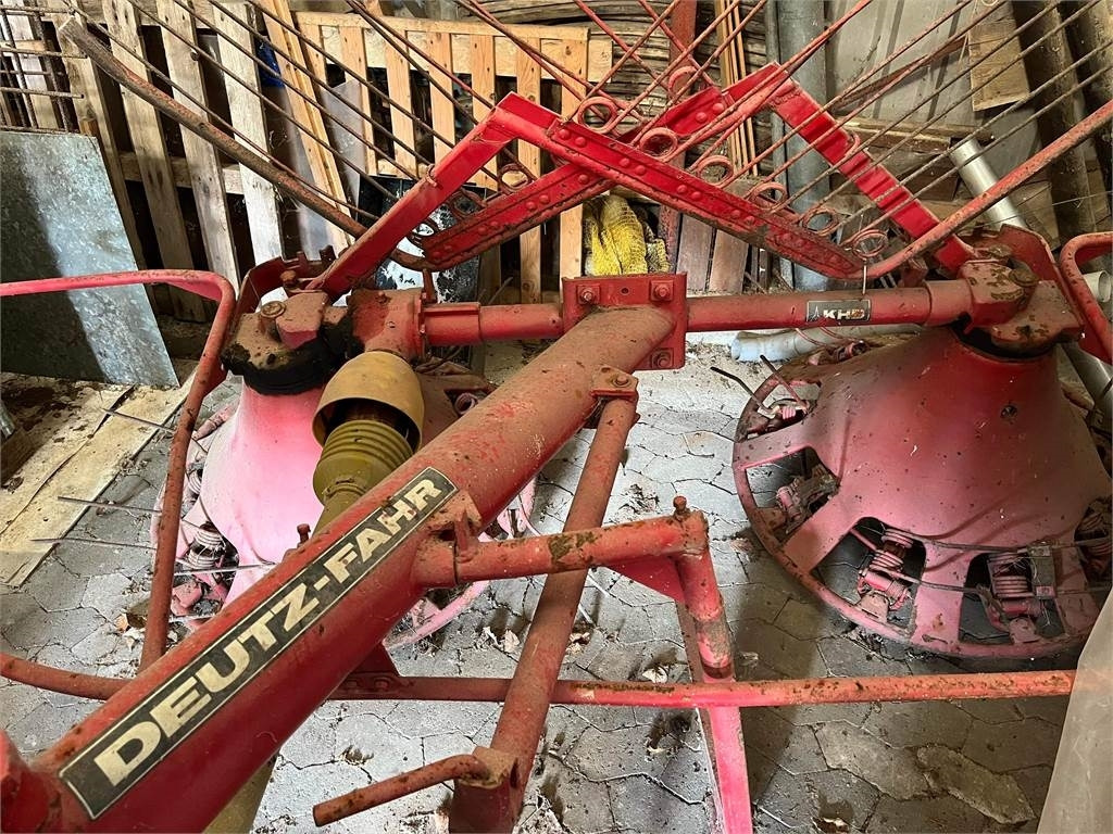 Χορτοσυλλέκτης Deutz-fahr 2 ROTORS: φωτογραφία 6 Χορτοσυλλέκτης Deutz-fahr 2 ROTORS: φωτογραφία 6
