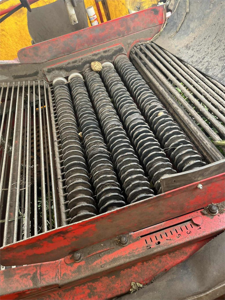 Grimme 150-60 NB HJULTRÆK - Πατατοεξαγωγέας: φωτογραφία 4 Grimme 150-60 NB HJULTRÆK - Πατατοεξαγωγέας: φωτογραφία 4