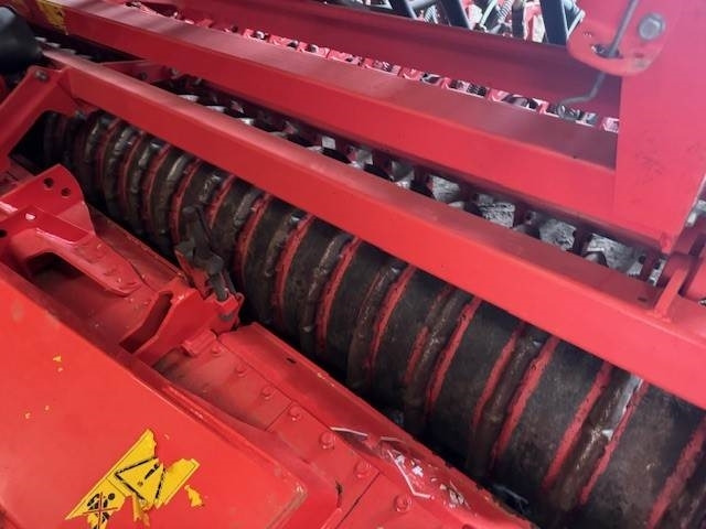 Kuhn SITERA 4000 + TF1500 - Σπαρτική με σβάρνα: φωτογραφία 5 Kuhn SITERA 4000 + TF1500 - Σπαρτική με σβάρνα: φωτογραφία 5