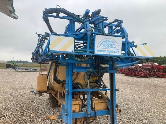 Lindus 3000 L - 30 M BOM - Αναρτώμενο ψεκαστικό: φωτογραφία 4 Lindus 3000 L - 30 M BOM - Αναρτώμενο ψεκαστικό: φωτογραφία 4
