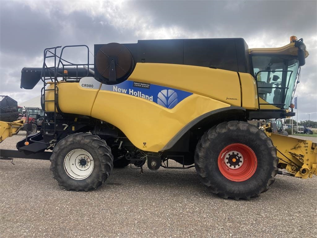 New Holland CR980SLH - Θεριζοαλωνιστική μηχανή: φωτογραφία 2 New Holland CR980SLH - Θεριζοαλωνιστική μηχανή: φωτογραφία 2