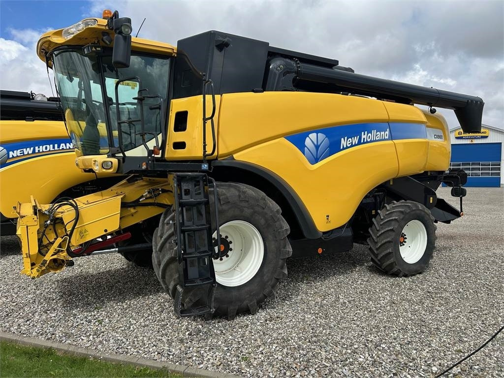 New Holland CX860 SLH - Θεριζοαλωνιστική μηχανή: φωτογραφία 1 New Holland CX860 SLH - Θεριζοαλωνιστική μηχανή: φωτογραφία 1