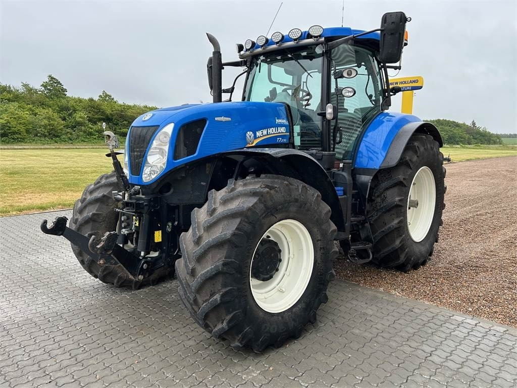 New Holland T7.270AC KEY - Τρακτέρ: φωτογραφία 5 New Holland T7.270AC KEY - Τρακτέρ: φωτογραφία 5