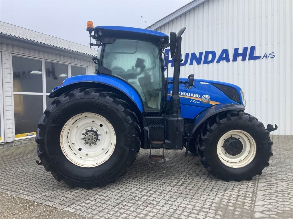New Holland T7.270AC MY 15 - Τρακτέρ: φωτογραφία 1 New Holland T7.270AC MY 15 - Τρακτέρ: φωτογραφία 1
