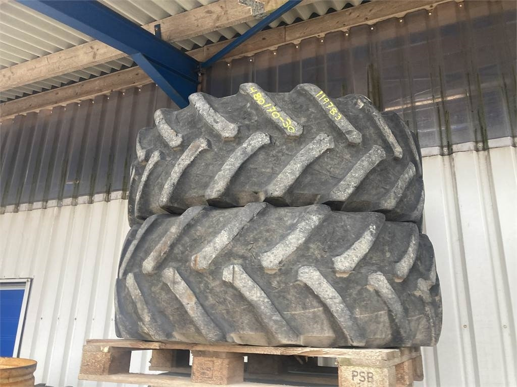 Pirelli 480/70X30 - Ελαστικό: φωτογραφία 1 Pirelli 480/70X30 - Ελαστικό: φωτογραφία 1