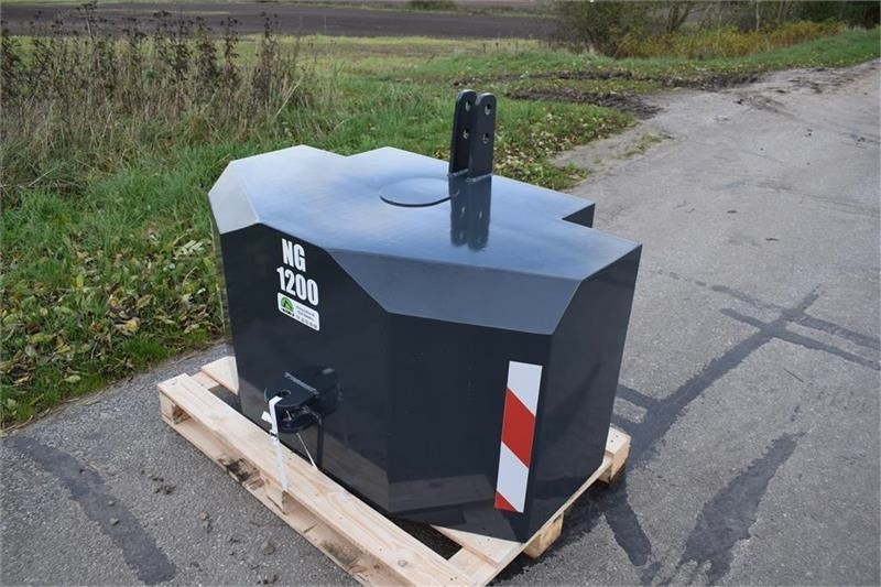 - - - 1200 kilo J-Maskiner - Αντίβαρο για Γεωργικά μηχανήματα: φωτογραφία 2 - - - 1200 kilo J-Maskiner - Αντίβαρο για Γεωργικά μηχανήματα: φωτογραφία 2