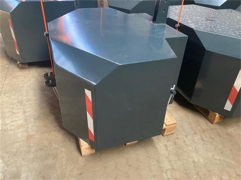 - - - 1800 KG - Αντίβαρο: φωτογραφία 3 - - - 1800 KG - Αντίβαρο: φωτογραφία 3