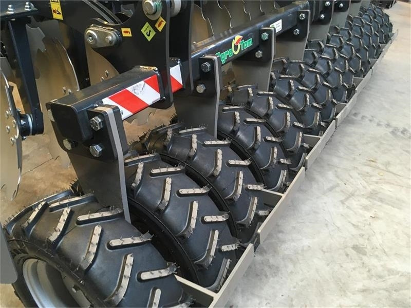 Agro - TOM 4 m. bugseret med slæbeplanke  - Δισκοσβάρνα: φωτογραφία 5 Agro - TOM 4 m. bugseret med slæbeplanke  - Δισκοσβάρνα: φωτογραφία 5