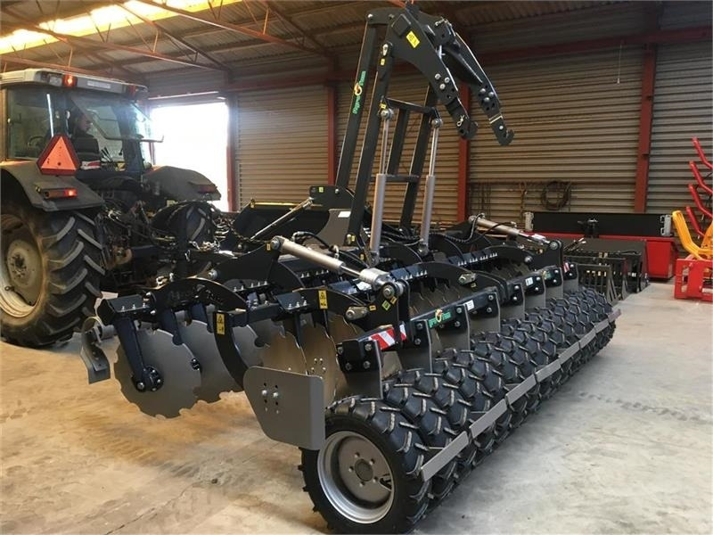 Agro - TOM 4 m. bugseret med slæbeplanke  - Δισκοσβάρνα: φωτογραφία 4 Agro - TOM 4 m. bugseret med slæbeplanke  - Δισκοσβάρνα: φωτογραφία 4