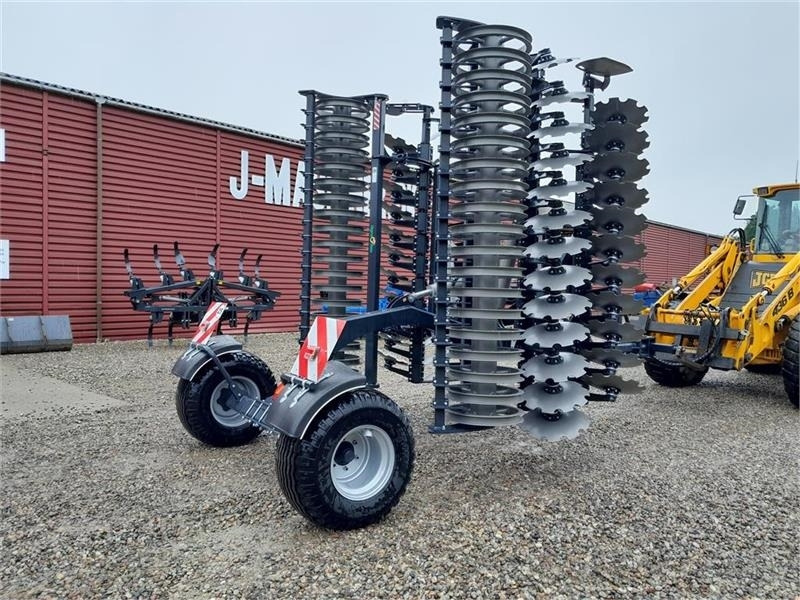 Agro - TOM 6 Meter discharve Agro-Tom 6 m. bugseret di  - Δισκοσβάρνα: φωτογραφία 2 Agro - TOM 6 Meter discharve Agro-Tom 6 m. bugseret di  - Δισκοσβάρνα: φωτογραφία 2