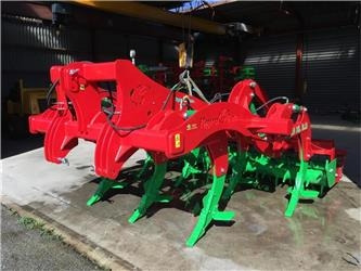 Agro-Tom  - Ρίπερ: φωτογραφία 1 Agro-Tom  - Ρίπερ: φωτογραφία 1