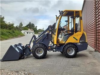 Eurotrac W11 w11 lang arm førehus  - Σπαστός φορτωτής: φωτογραφία 1 Eurotrac W11 w11 lang arm førehus  - Σπαστός φορτωτής: φωτογραφία 1