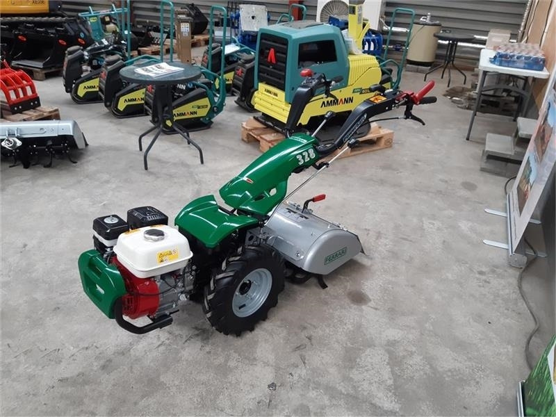 Ferrari 328  - Δημοτικό τρακτέρ: φωτογραφία 3 Ferrari 328  - Δημοτικό τρακτέρ: φωτογραφία 3