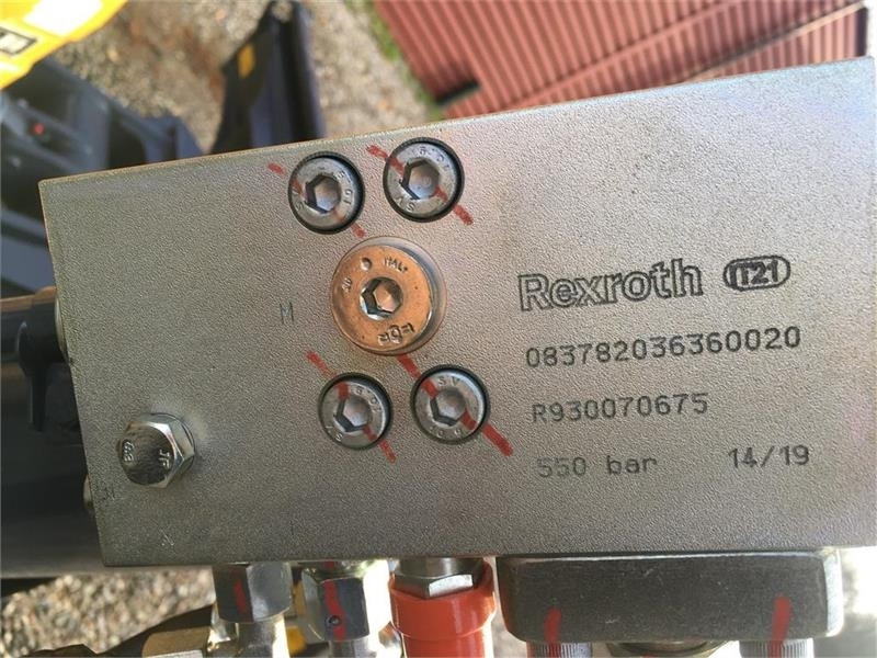 Μίνι εκσκαφέας XCMG 5.7 tons: φωτογραφία 6 Μίνι εκσκαφέας XCMG 5.7 tons: φωτογραφία 6