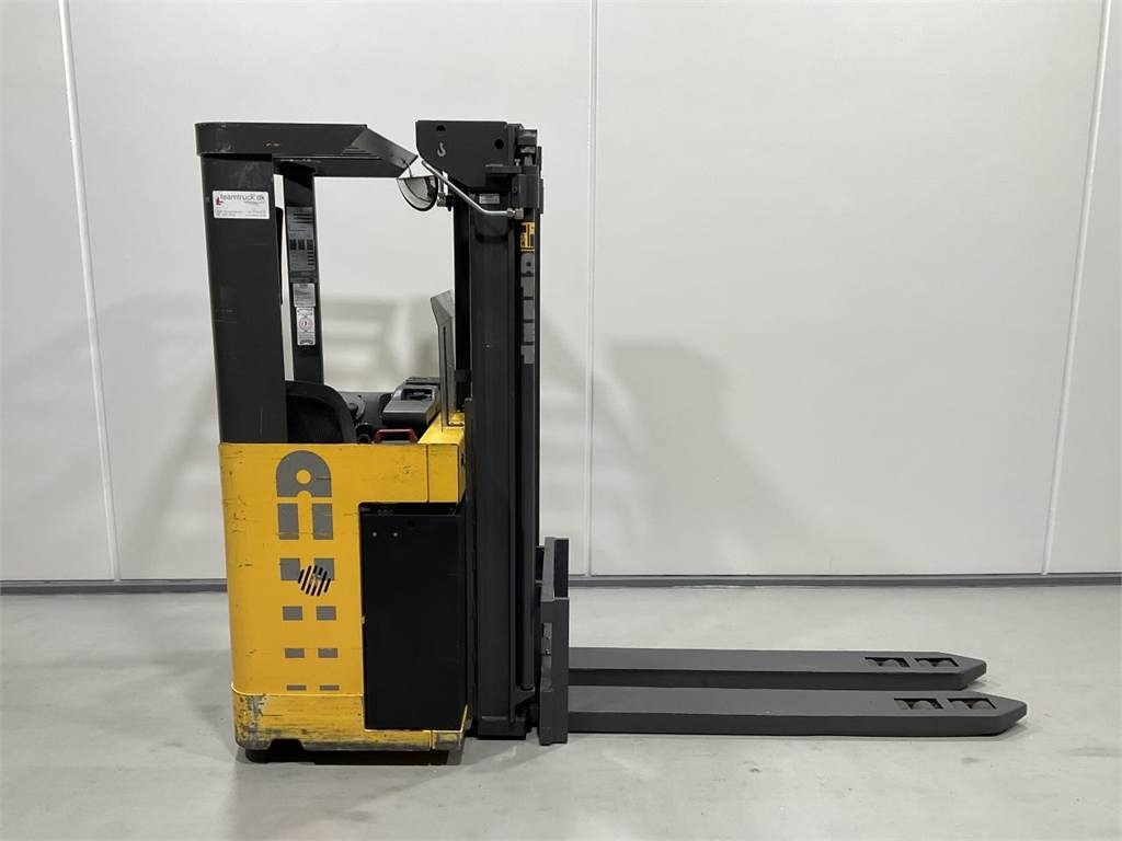 Atlet X/200 STFV SN 320 - Μηχάνημα στοίβαξης: φωτογραφία 1 Atlet X/200 STFV SN 320 - Μηχάνημα στοίβαξης: φωτογραφία 1