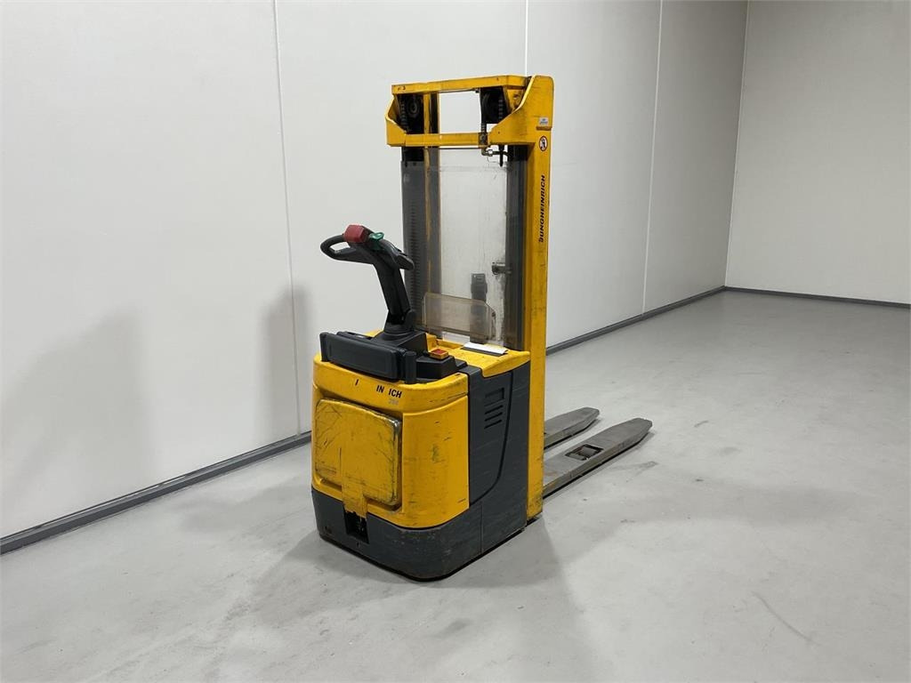 Jungheinrich ERC 214 - Μηχάνημα στοίβαξης: φωτογραφία 2 Jungheinrich ERC 214 - Μηχάνημα στοίβαξης: φωτογραφία 2