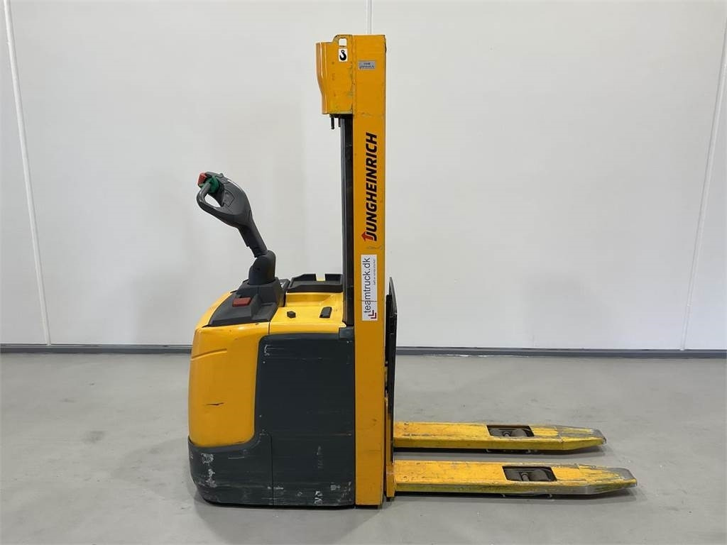 Jungheinrich ERC 214 - Μηχάνημα στοίβαξης: φωτογραφία 1 Jungheinrich ERC 214 - Μηχάνημα στοίβαξης: φωτογραφία 1