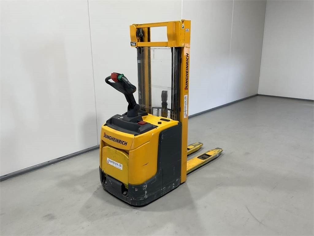 Jungheinrich ERC 214 - Μηχάνημα στοίβαξης: φωτογραφία 2 Jungheinrich ERC 214 - Μηχάνημα στοίβαξης: φωτογραφία 2