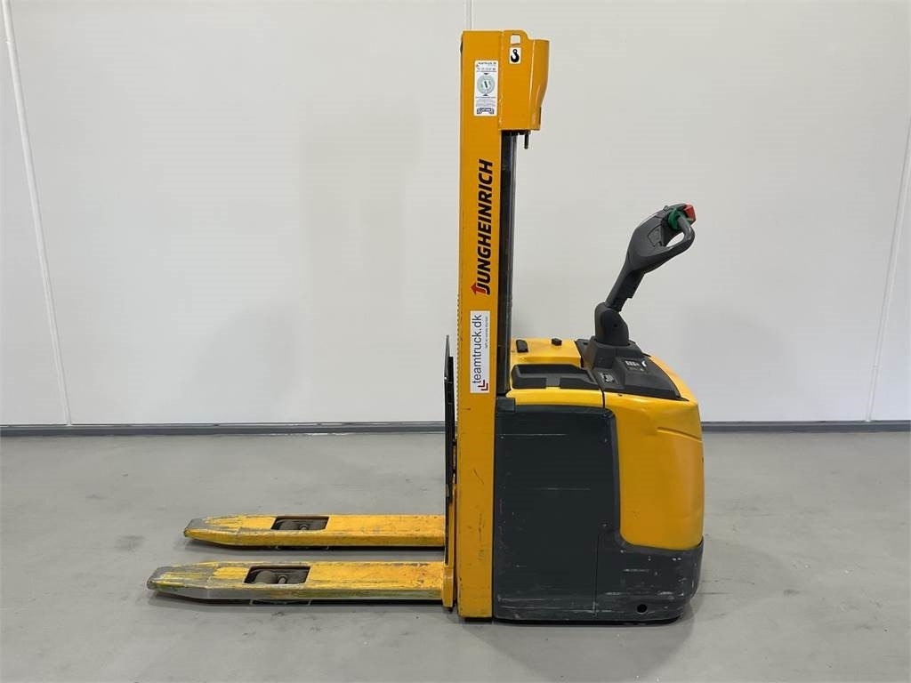 Jungheinrich ERC 214 - Μηχάνημα στοίβαξης: φωτογραφία 3 Jungheinrich ERC 214 - Μηχάνημα στοίβαξης: φωτογραφία 3