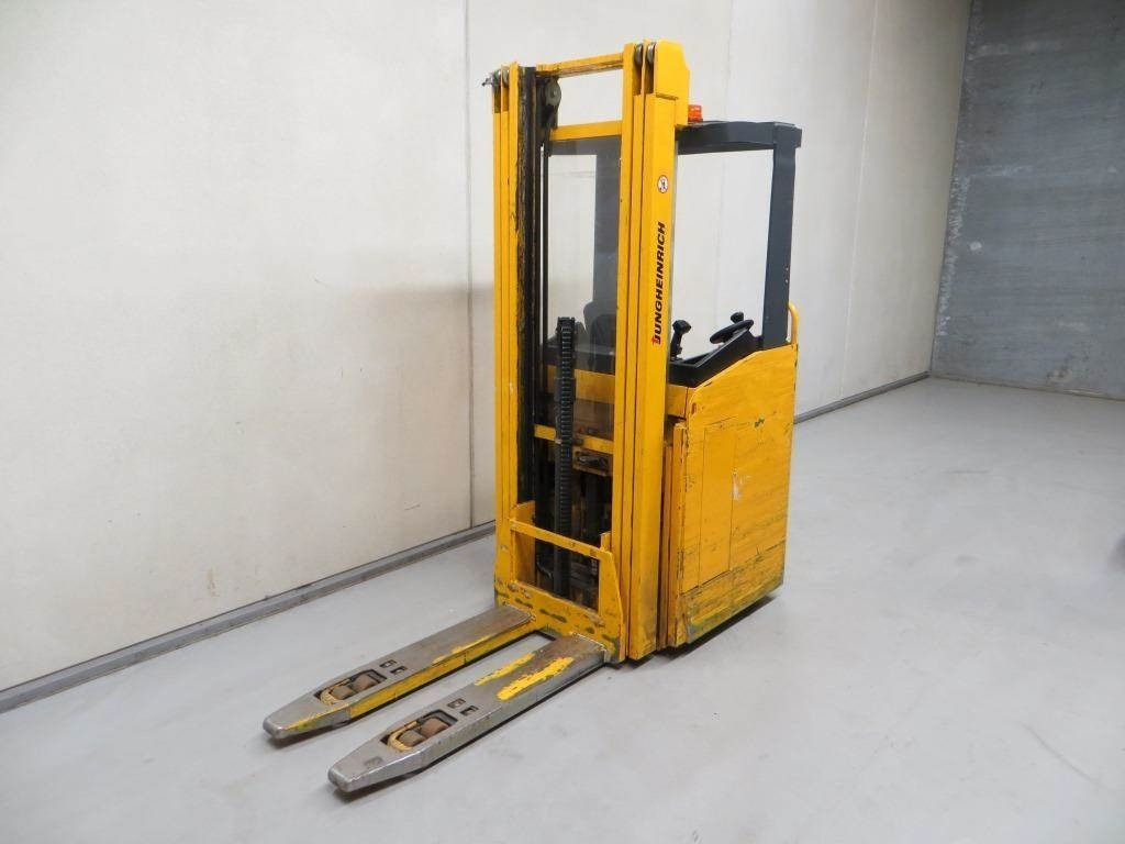 Jungheinrich ESC 316Z - Μηχάνημα στοίβαξης: φωτογραφία 3 Jungheinrich ESC 316Z - Μηχάνημα στοίβαξης: φωτογραφία 3