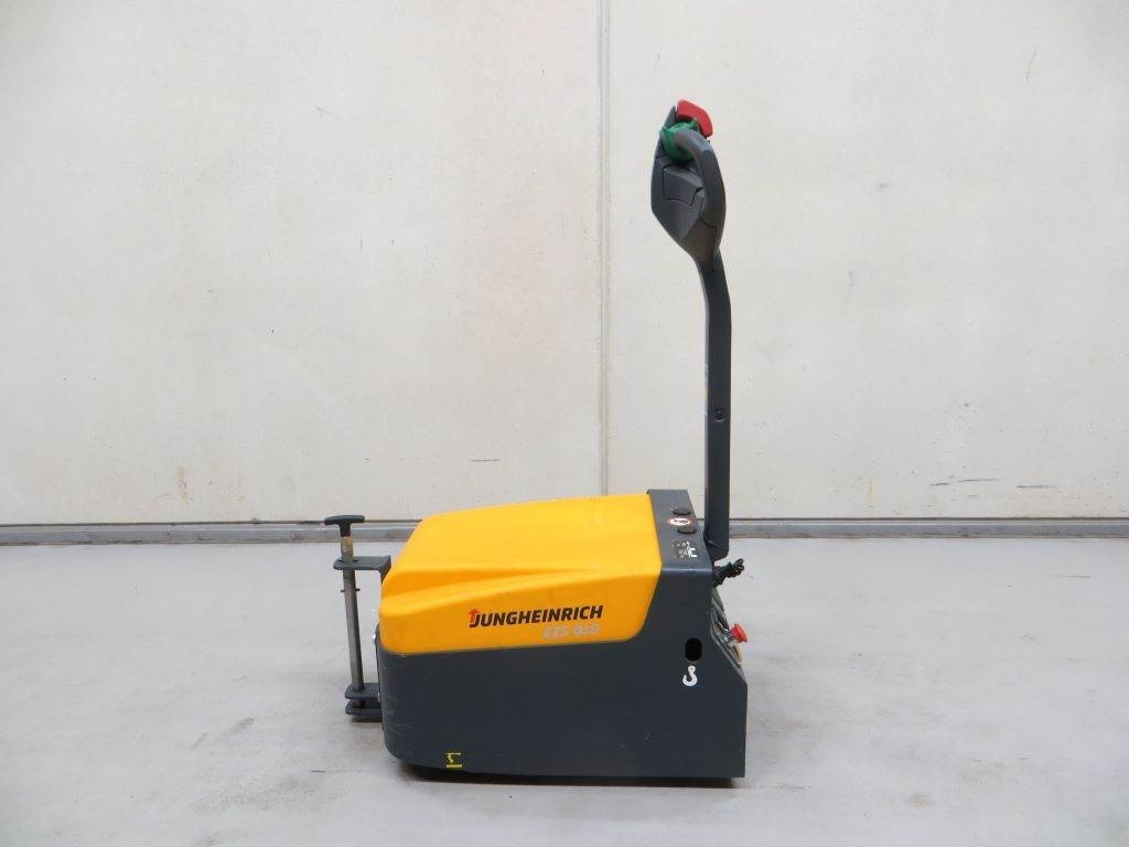 Jungheinrich EZS 010 - Μηχάνημα έλξης: φωτογραφία 2 Jungheinrich EZS 010 - Μηχάνημα έλξης: φωτογραφία 2