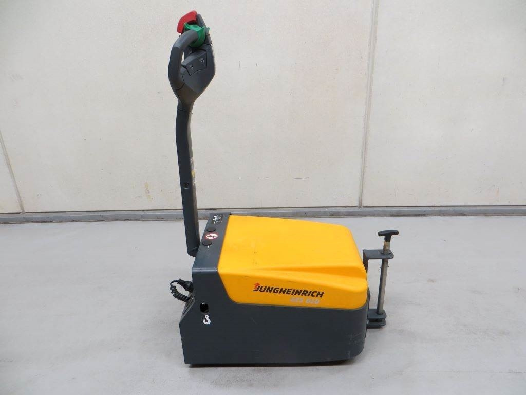 Jungheinrich EZS 010 - Μηχάνημα έλξης: φωτογραφία 1 Jungheinrich EZS 010 - Μηχάνημα έλξης: φωτογραφία 1