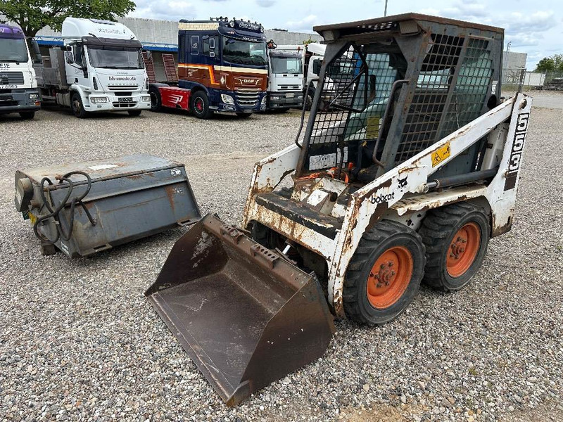 Bobcat 553 - Φορτωτής πλάγιας ολίσθησης: φωτογραφία 1 Bobcat 553 - Φορτωτής πλάγιας ολίσθησης: φωτογραφία 1